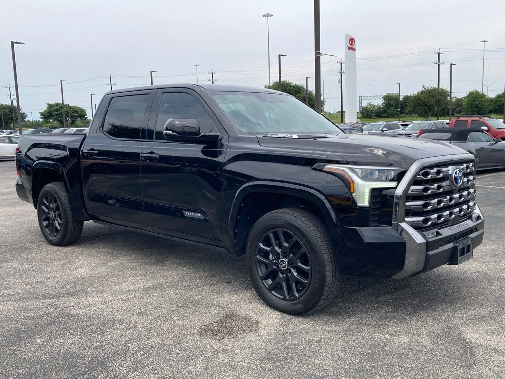 2024 Toyota Tundra Hybrid Platinum