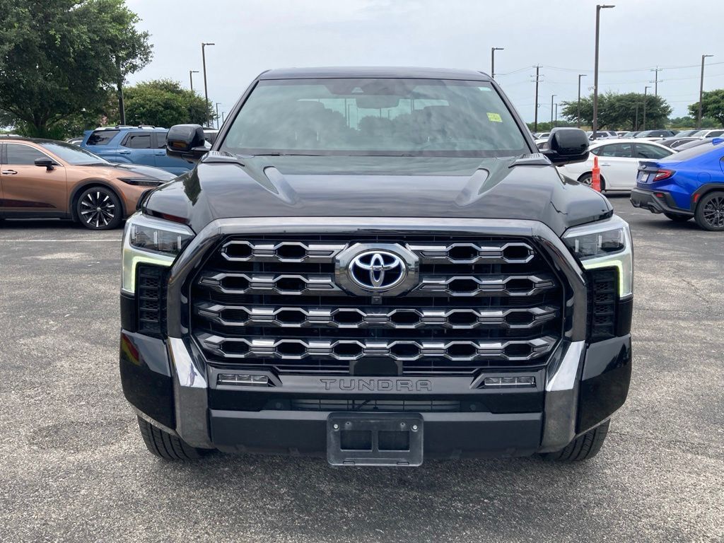 2024 Toyota Tundra Hybrid Platinum