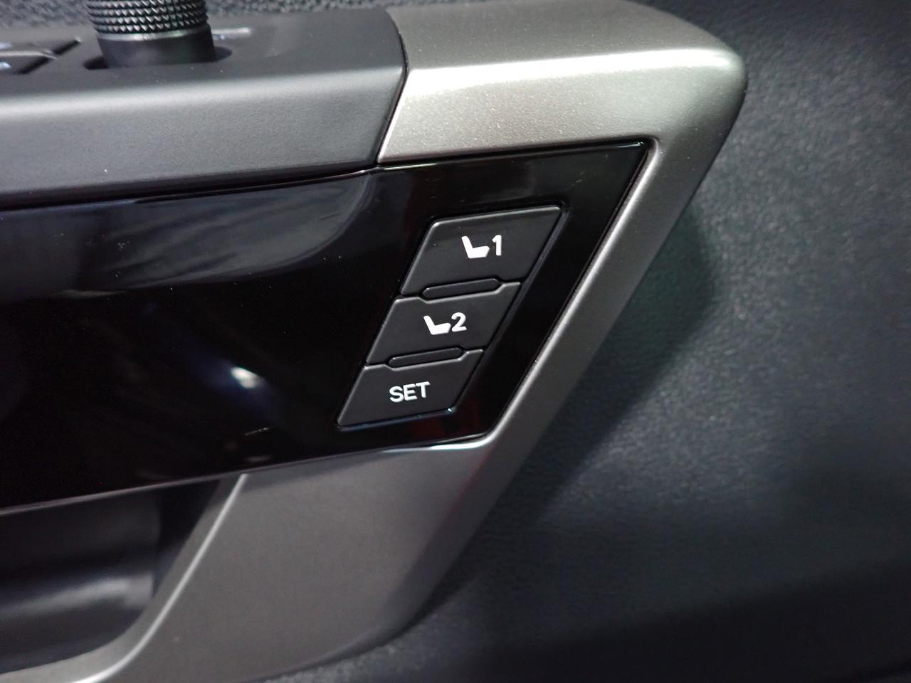 2024 Toyota Tundra Limited 4WD CREWMAX LEATHER NAVI SUNROOF Listowel ON