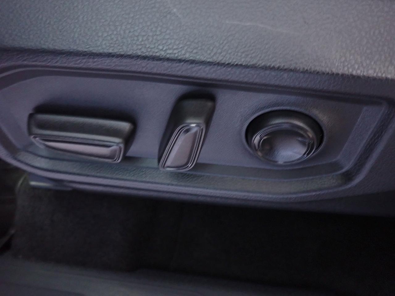 2024 Toyota Tundra Limited 4WD CREWMAX LEATHER NAVI SUNROOF Listowel ON