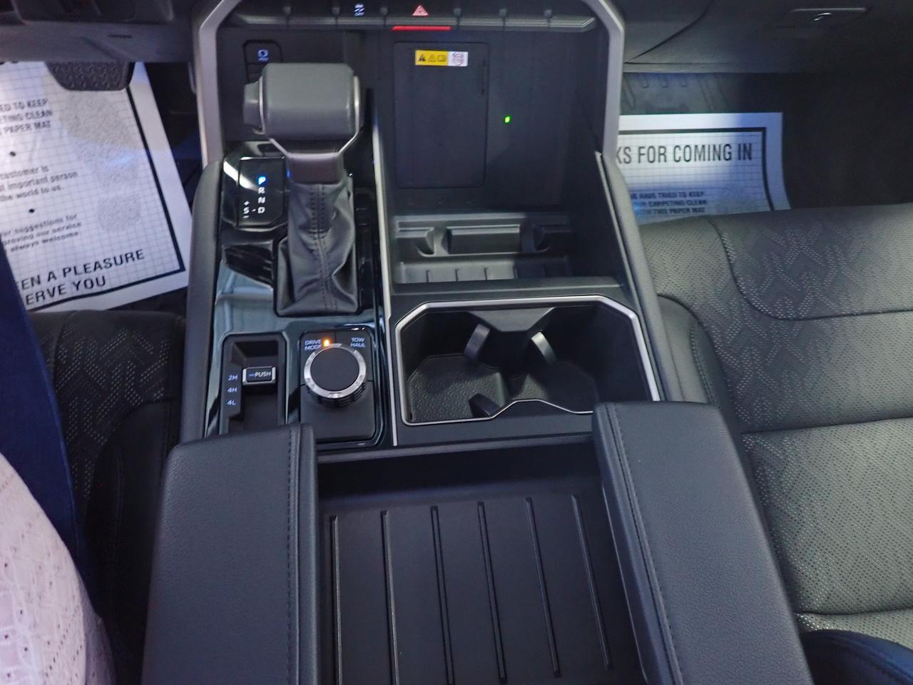 2024 Toyota Tundra Limited 4X4 DOUBLE CAB LEATHER SUNROOF Listowel ON