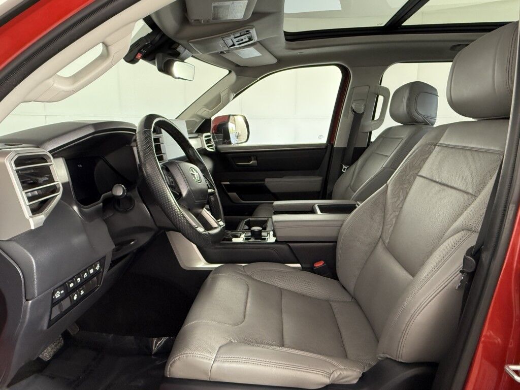 2024 Toyota Tundra Limited Hybrid CrewMax 4x4 w/Panoramic Roof Maumee OH