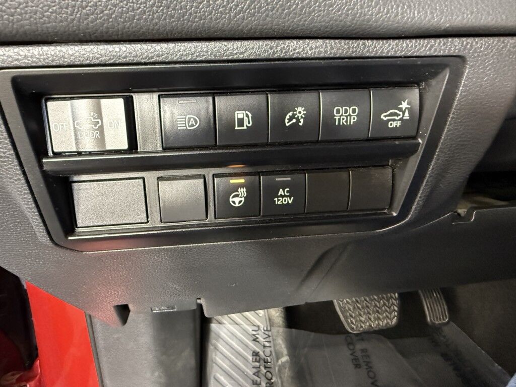 2024 Toyota Tundra Limited Hybrid CrewMax 4x4 w/Panoramic Roof Maumee OH