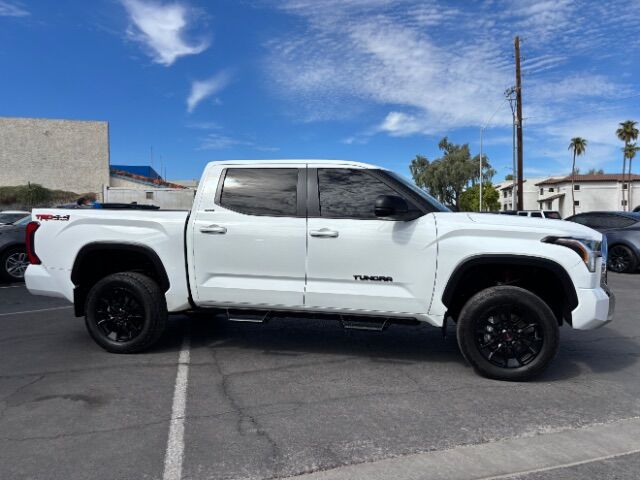 2024 Toyota Tundra SR5 4x4