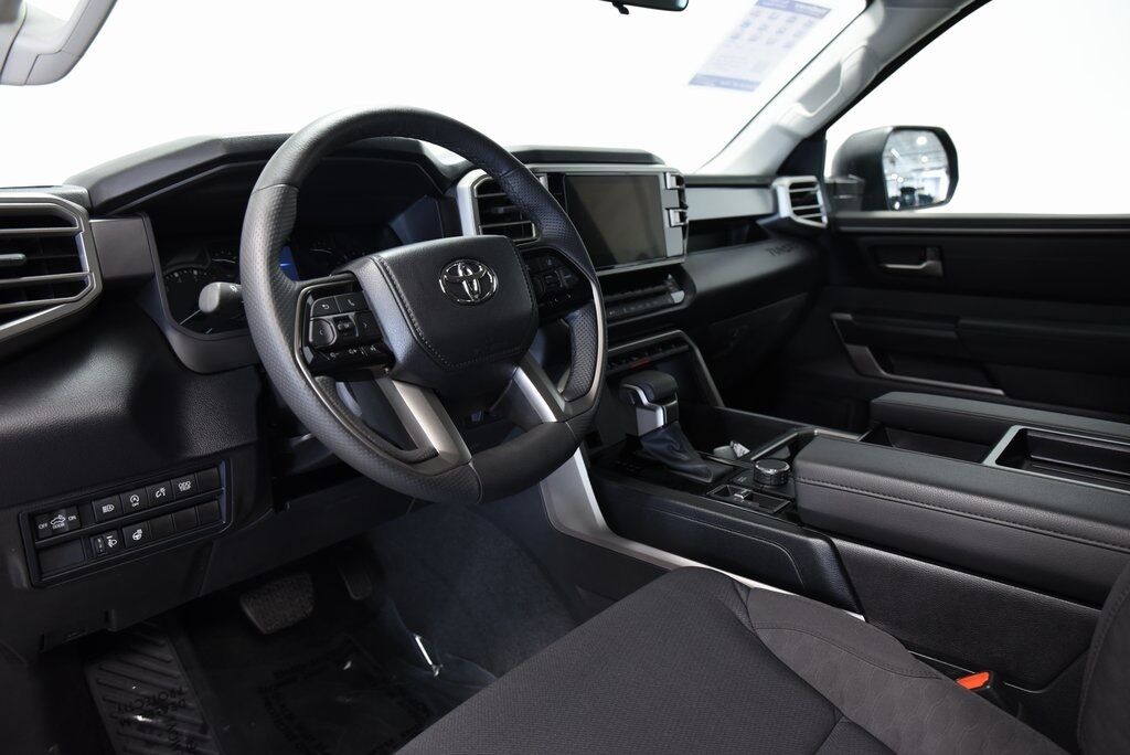 2024 Toyota Tundra SR5 Akron