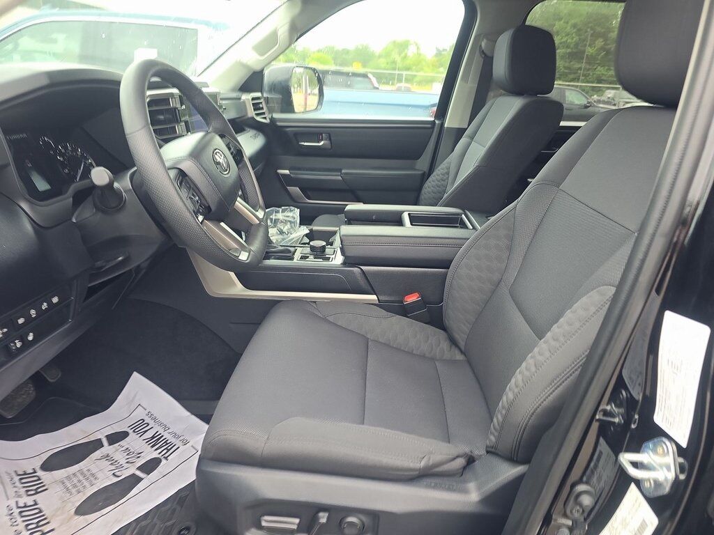 2024 Toyota Tundra SR5 Akron