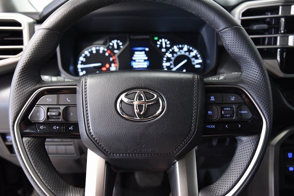 2024 Toyota Tundra SR5 Akron