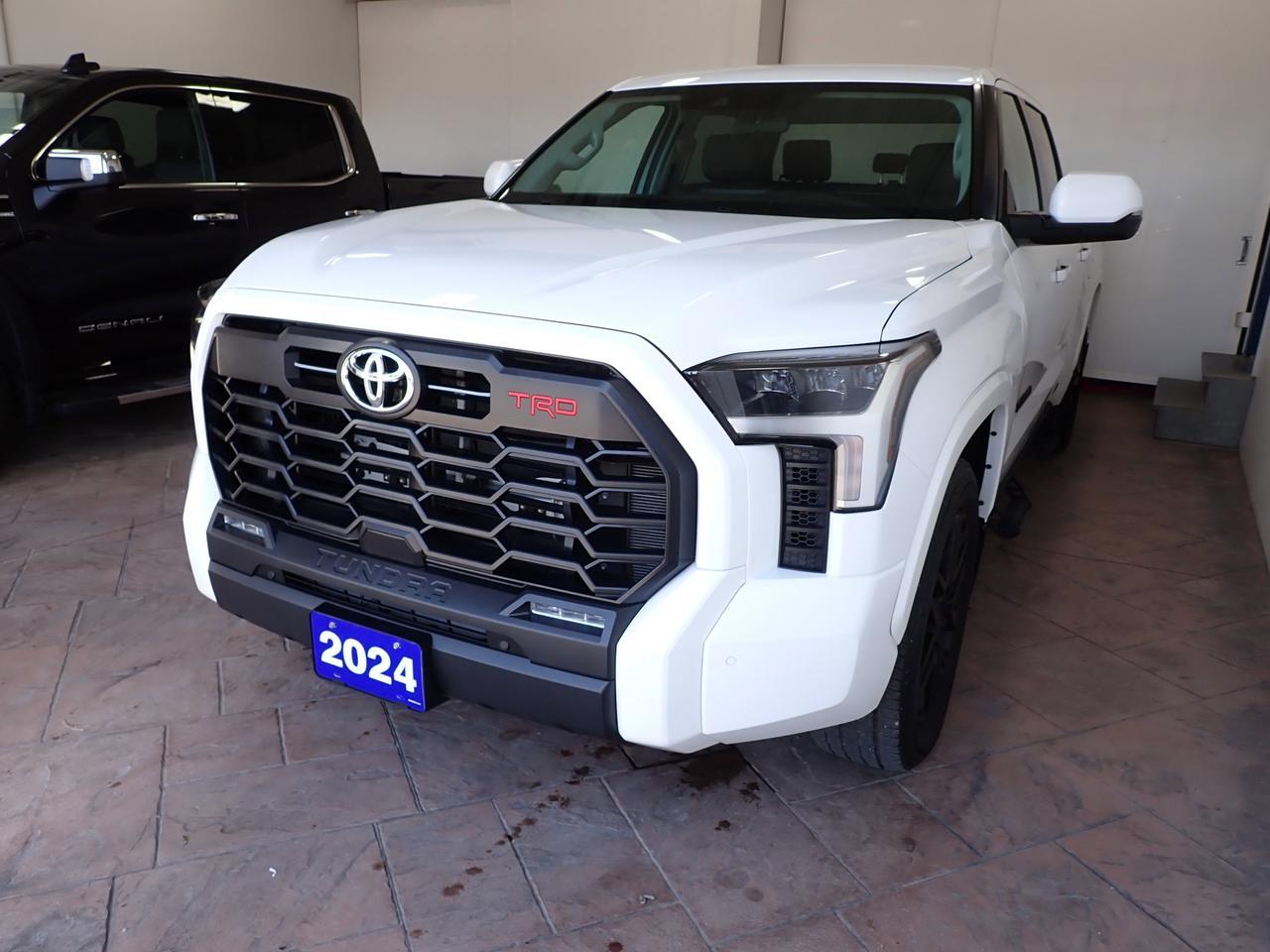 2024 Toyota Tundra SR5 CREWMAX 4WD TRD SPORT PKG Listowel ON