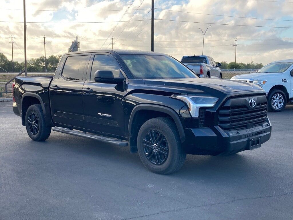 2024 Toyota Tundra SR5