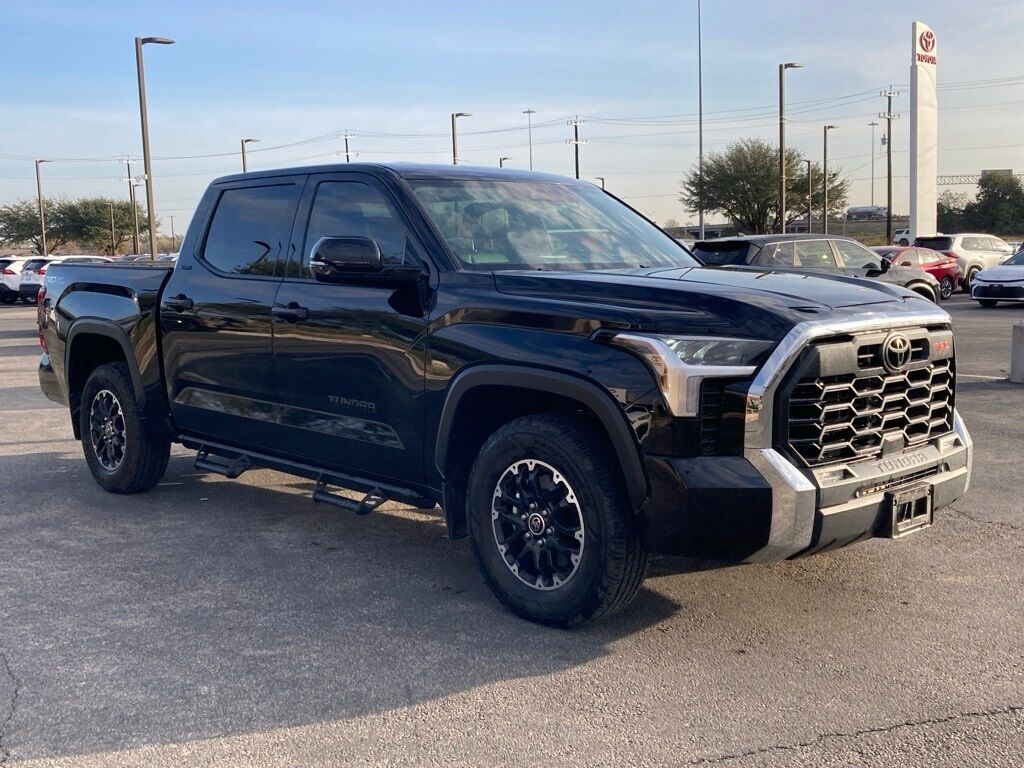 2024 Toyota Tundra SR5