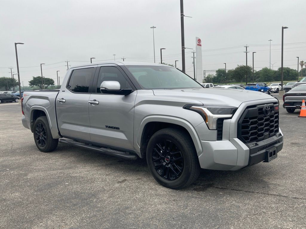 2024 Toyota Tundra SR5