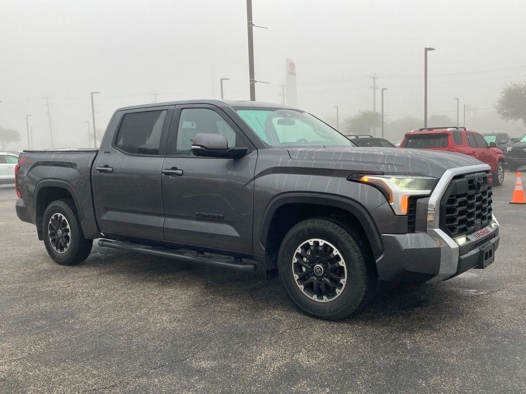 2024 Toyota Tundra SR5