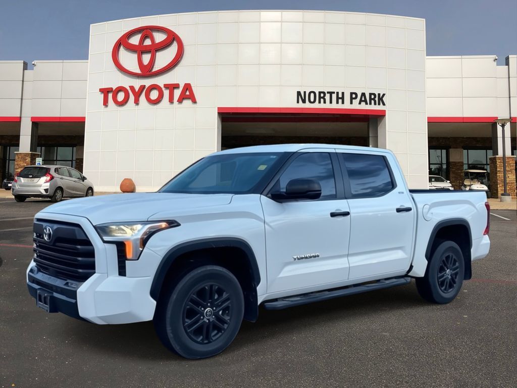 2024 Toyota Tundra SR5