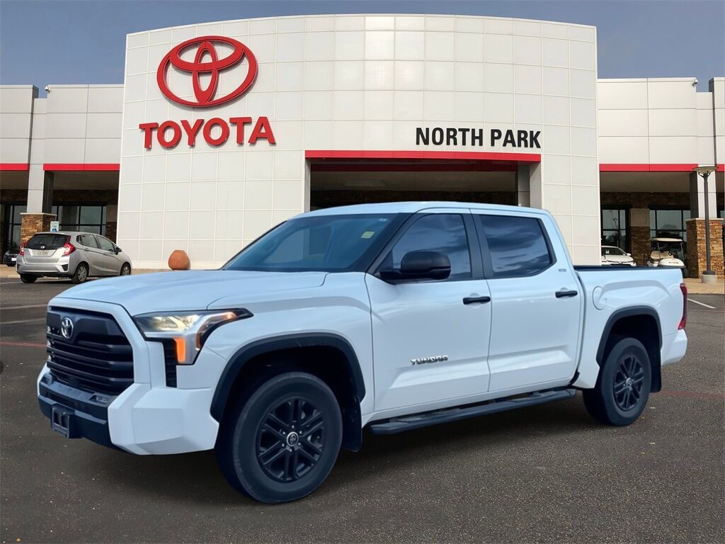 2024 Toyota Tundra SR5