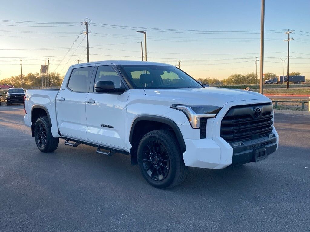 2024 Toyota Tundra SR5