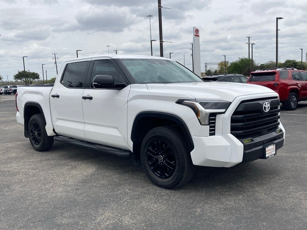2024 Toyota Tundra SR5
