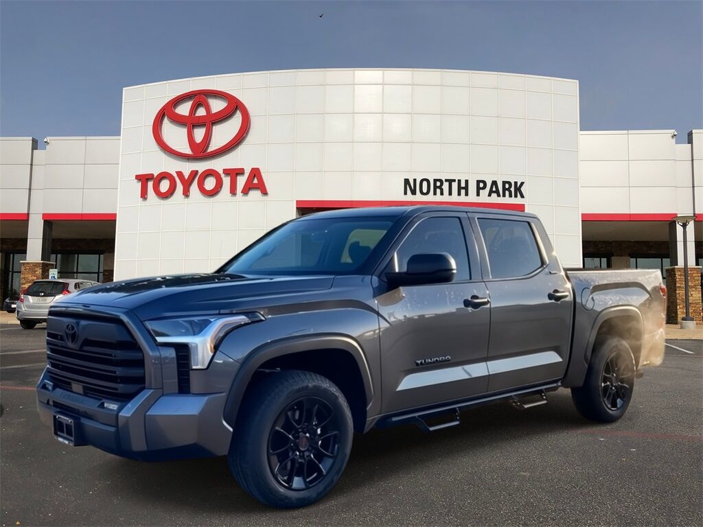 2024 Toyota Tundra SR5