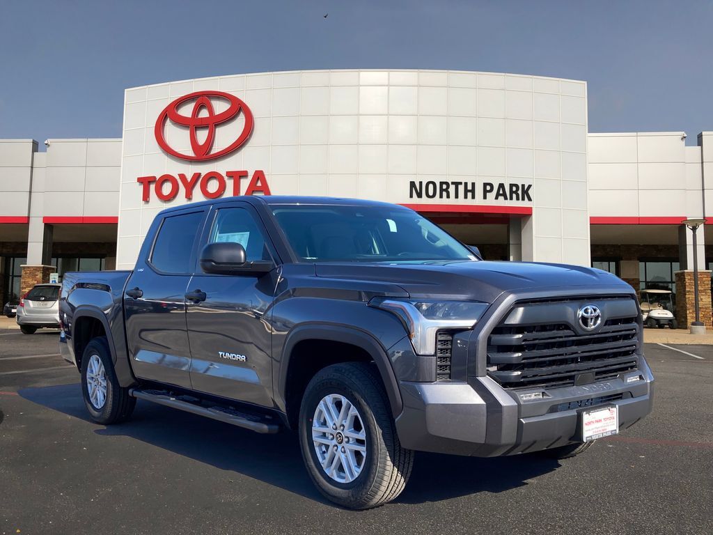 2024 Toyota Tundra SR5