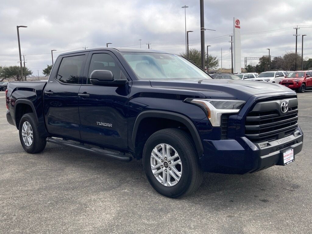 2024 Toyota Tundra SR5