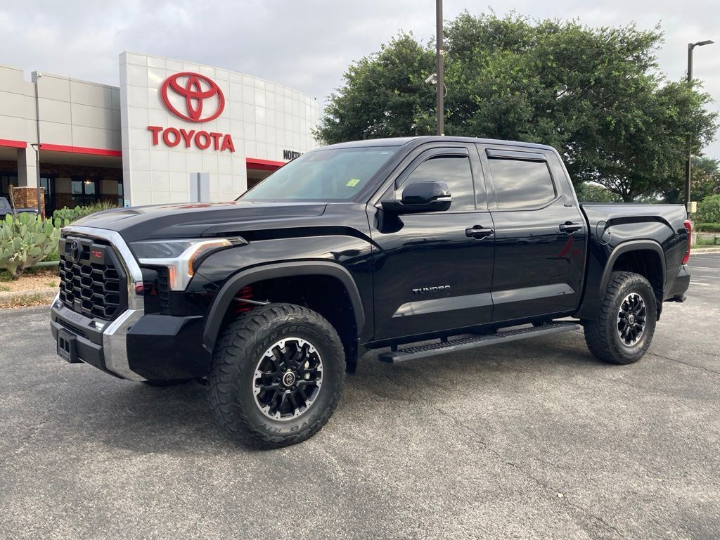 2024 Toyota Tundra SR5