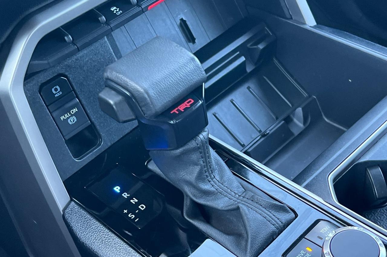 2024 Toyota Tundra SR5 Ontario OR