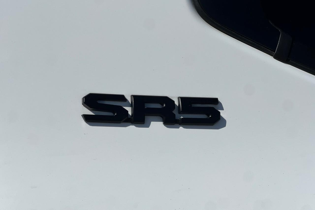 2024 Toyota Tundra SR5 Ontario OR