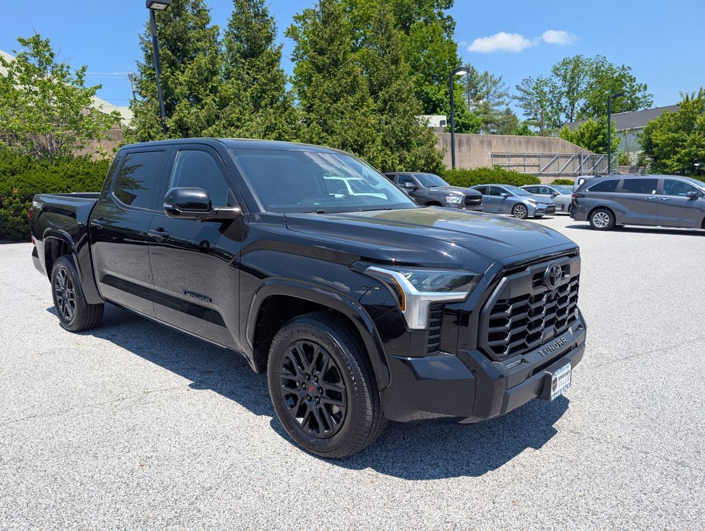 2024 Toyota Tundra SR5