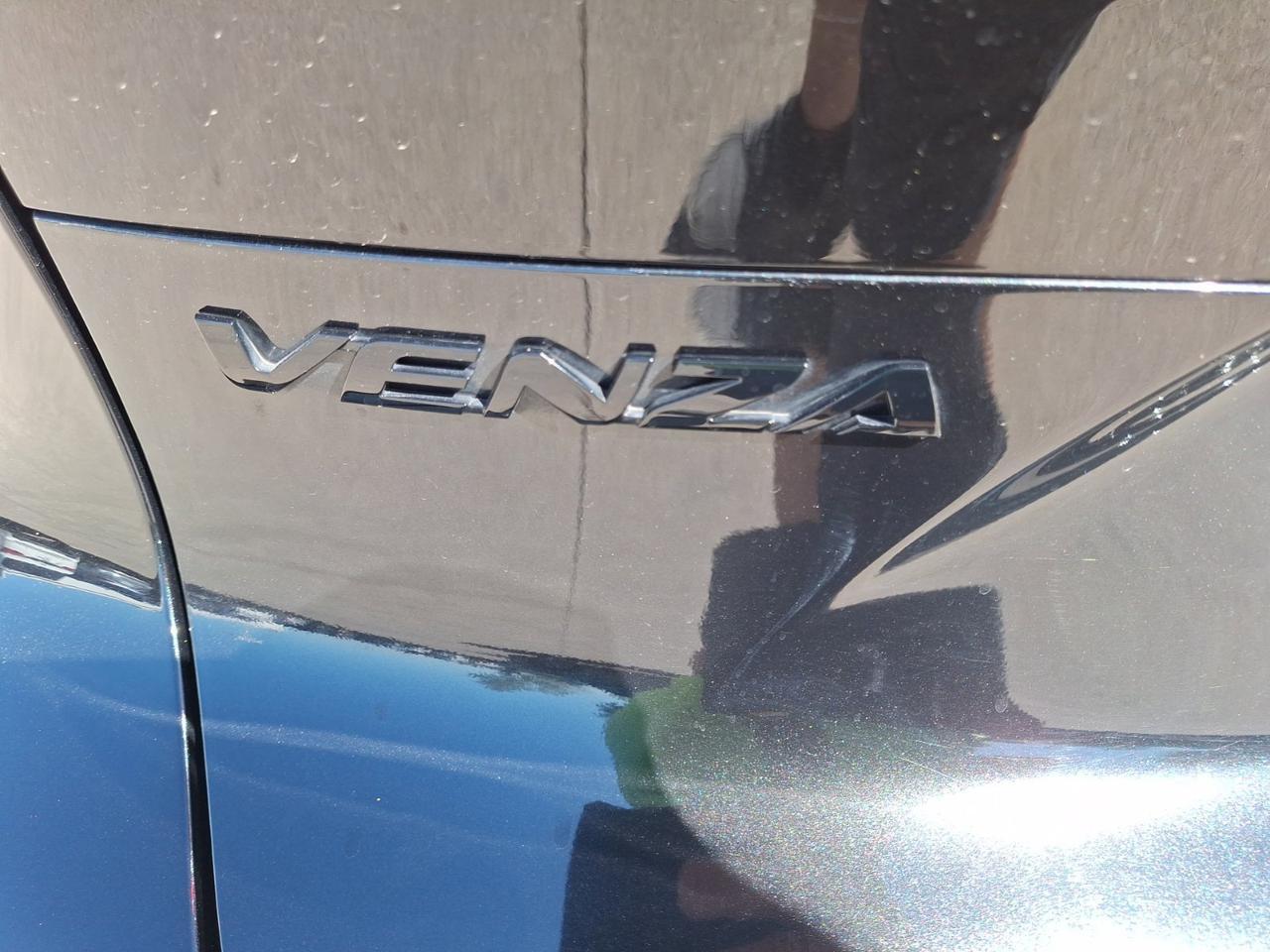 2024 Toyota Venza LE Hurst TX
