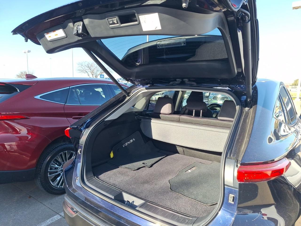 2024 Toyota Venza LE Hurst TX