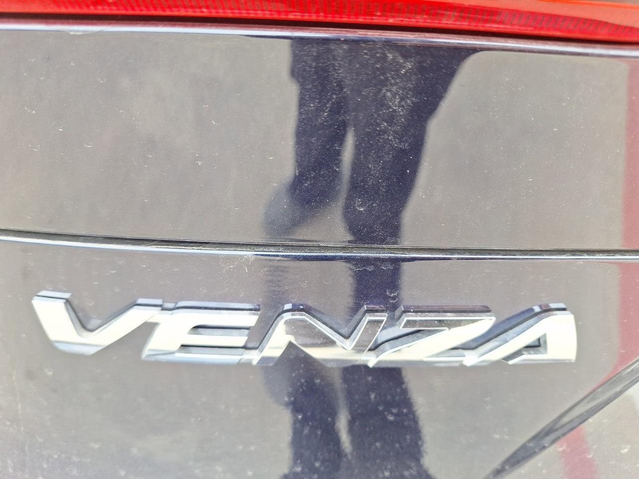 2024 Toyota Venza LE Hurst TX