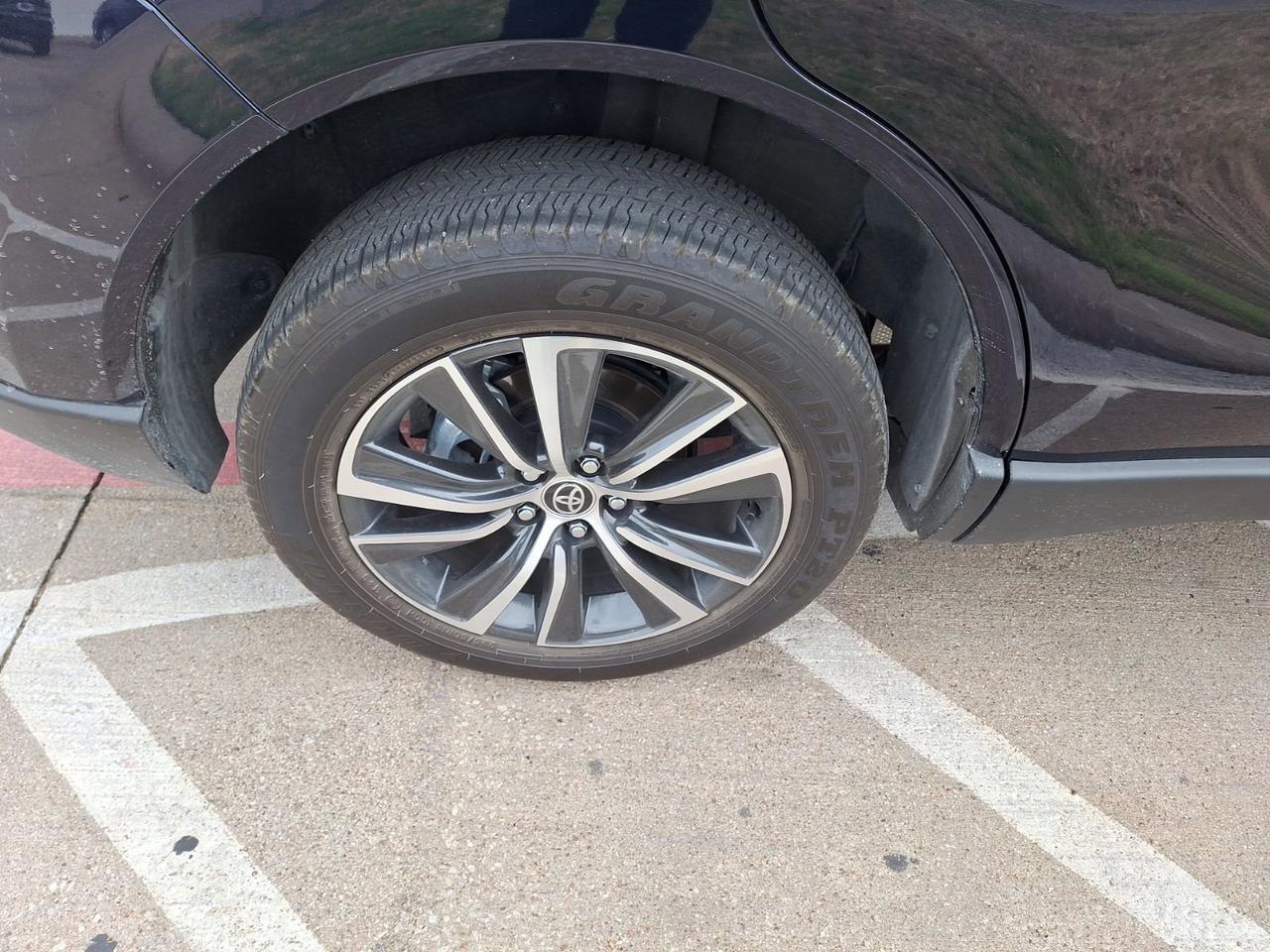 2024 Toyota Venza LE Hurst TX