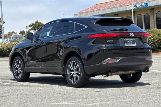 2024 Toyota Venza LE