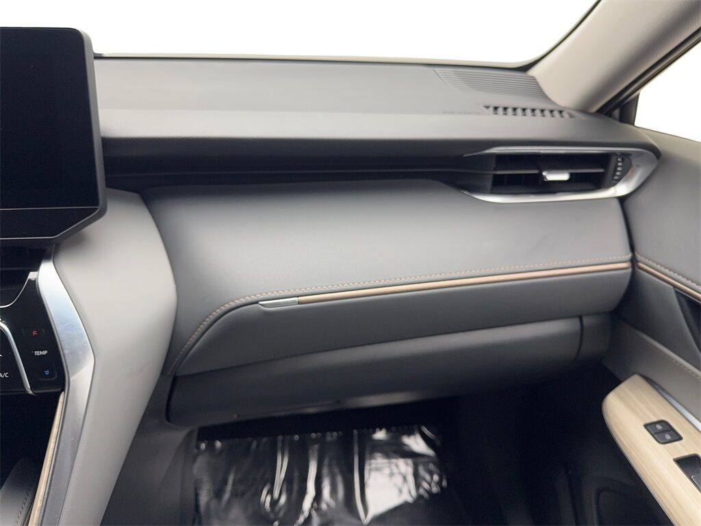 2024 Toyota Venza LE Irving TX