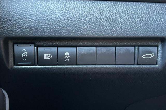 2024 Toyota Venza LE Roseville CA