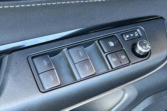 2024 Toyota Venza LE Roseville CA