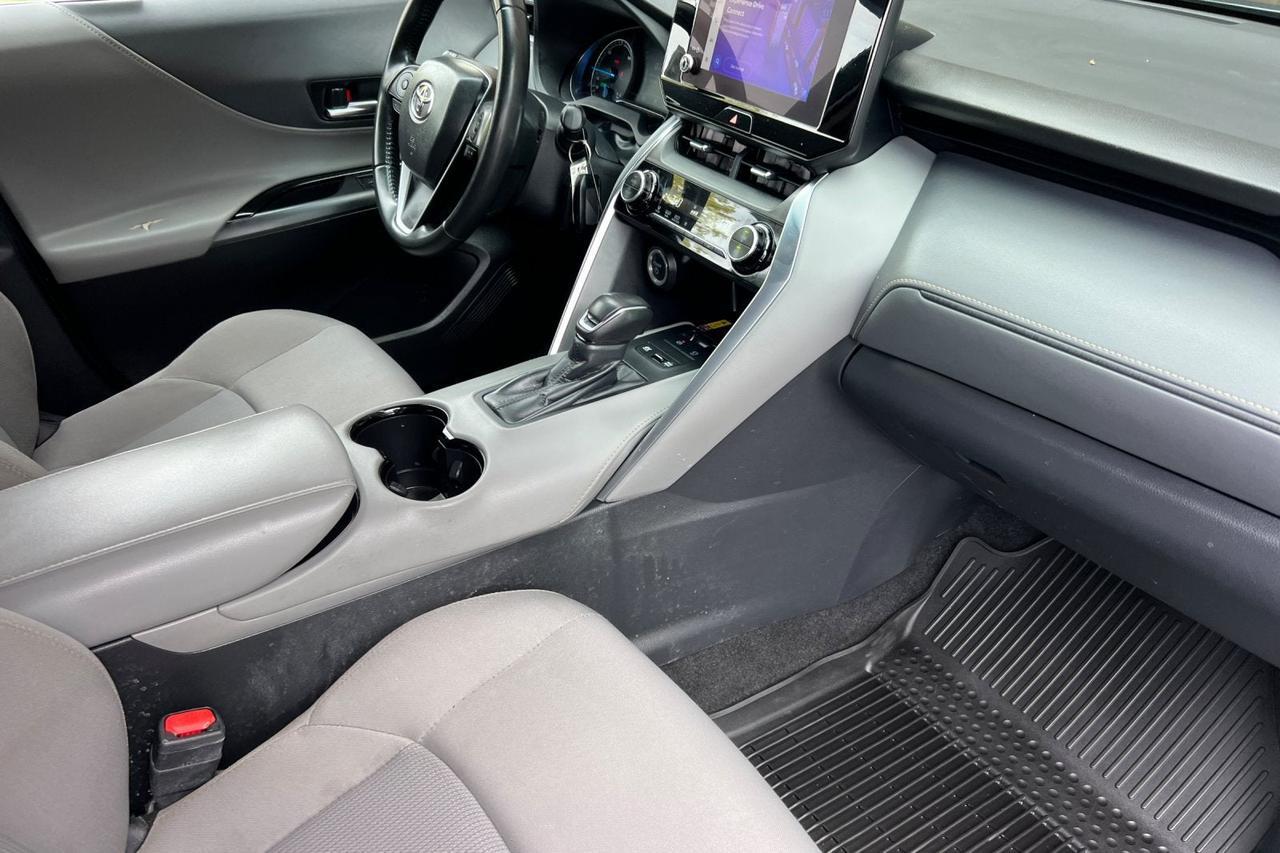 2024 Toyota Venza LE Roseville CA