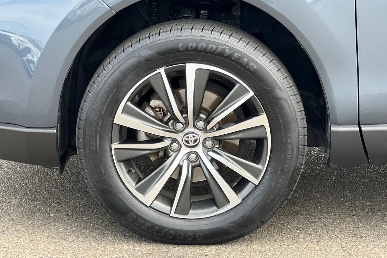 2024 Toyota Venza LE Roseville CA
