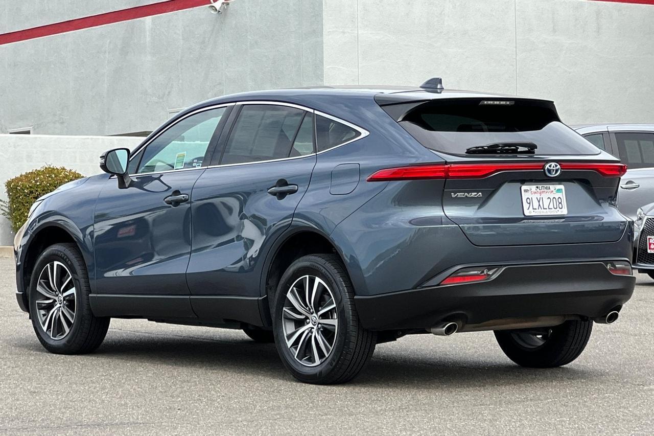 2024 Toyota Venza LE Roseville CA