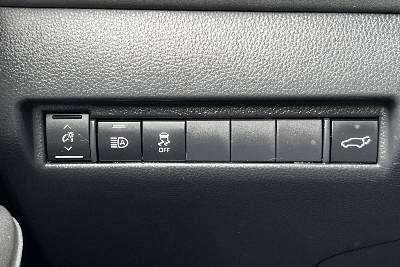 2024 Toyota Venza LE Roseville CA