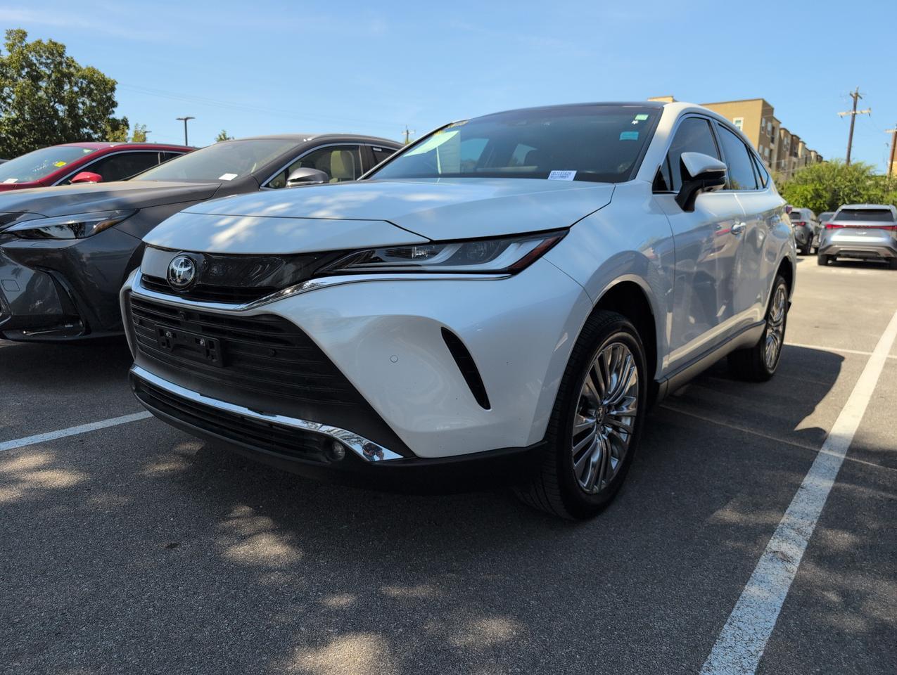 2024 Toyota Venza LE