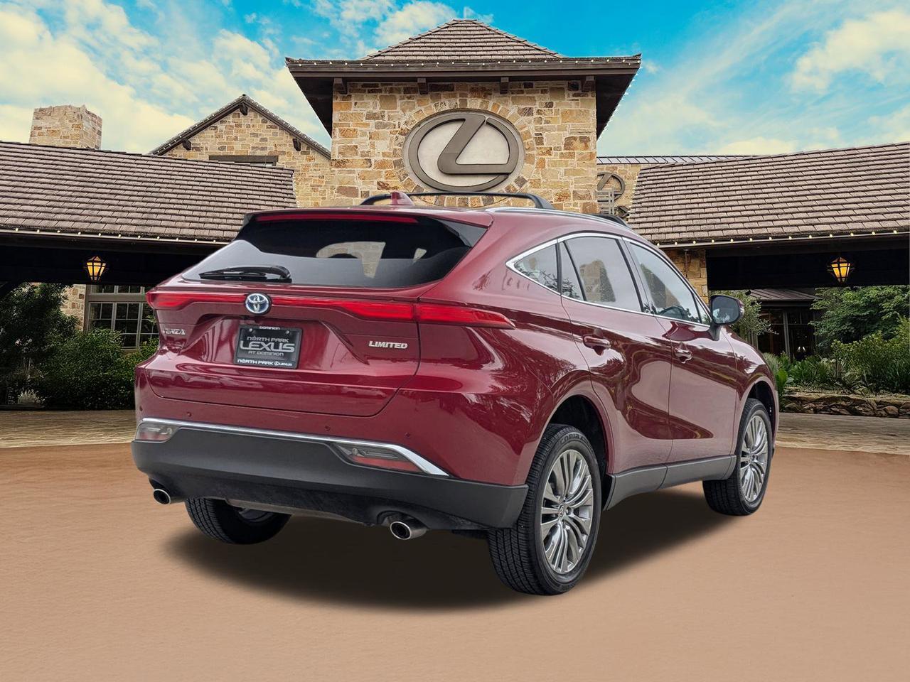 2024 Toyota Venza LE