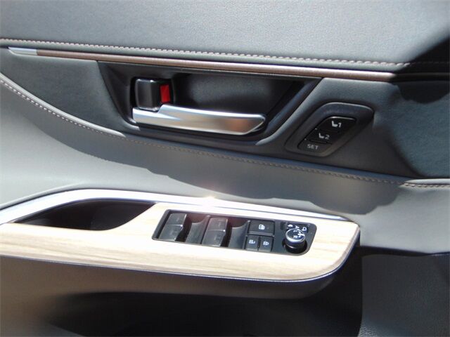 2024 Toyota Venza Limited Santa Fe NM