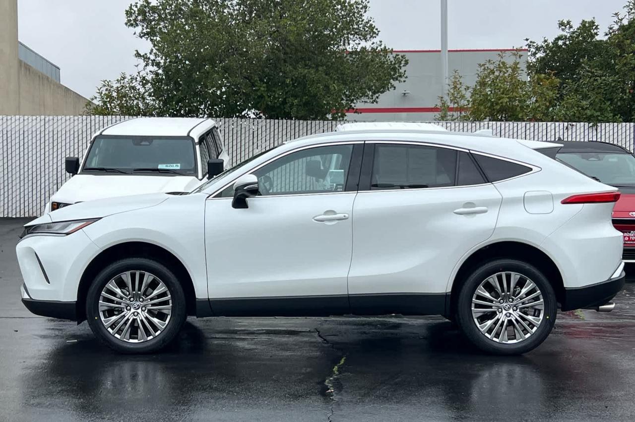 2024 Toyota Venza XLE Roseville CA