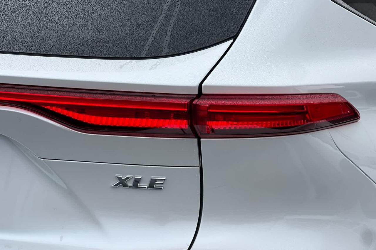 2024 Toyota Venza XLE Roseville CA