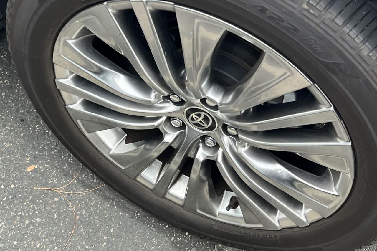 2024 Toyota Venza XLE Roseville CA