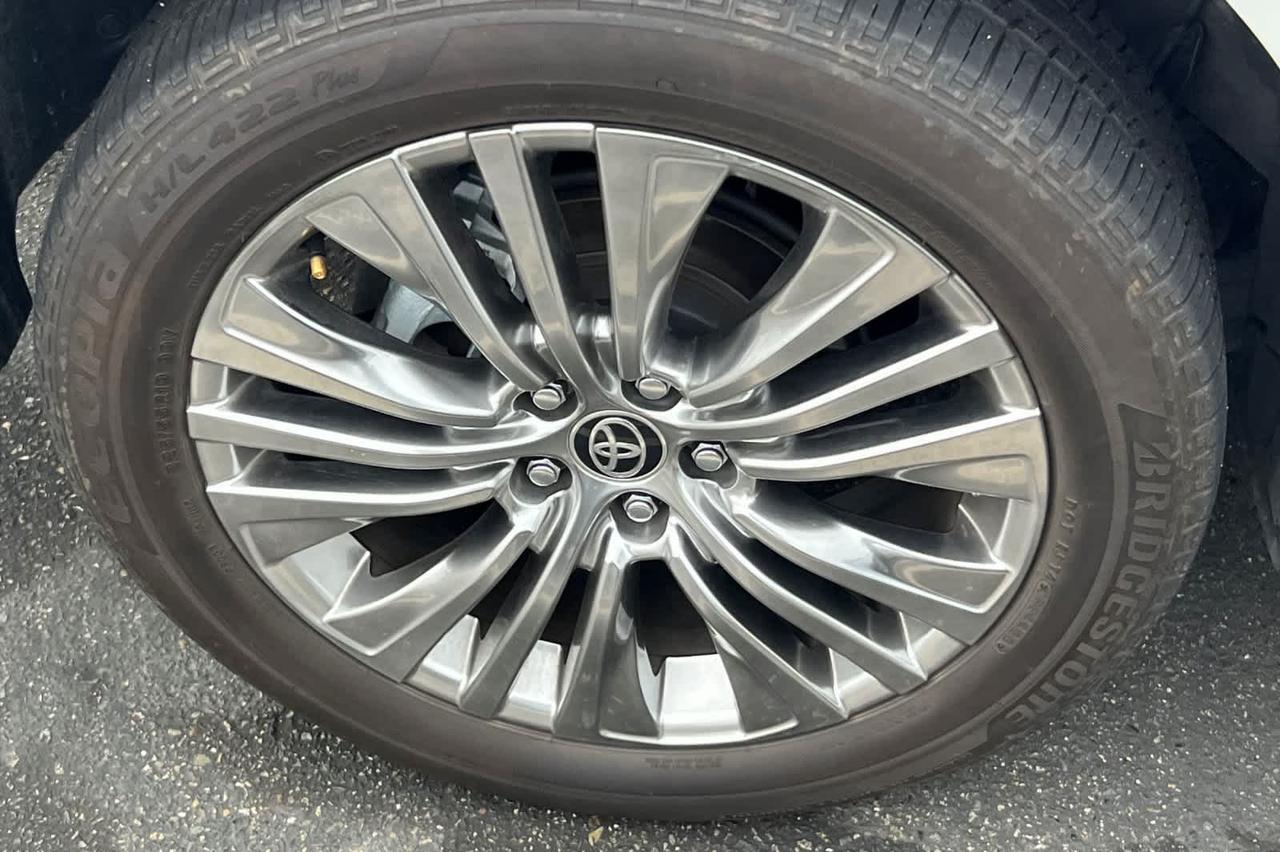 2024 Toyota Venza XLE Roseville CA