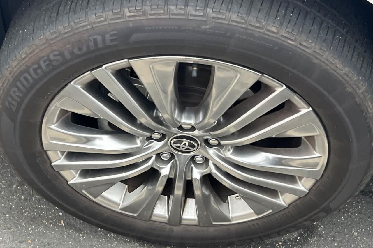 2024 Toyota Venza XLE Roseville CA