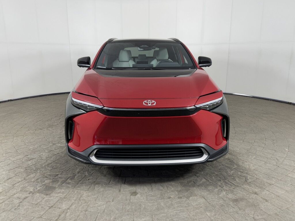 2024 Toyota bZ4X Limited Maumee OH