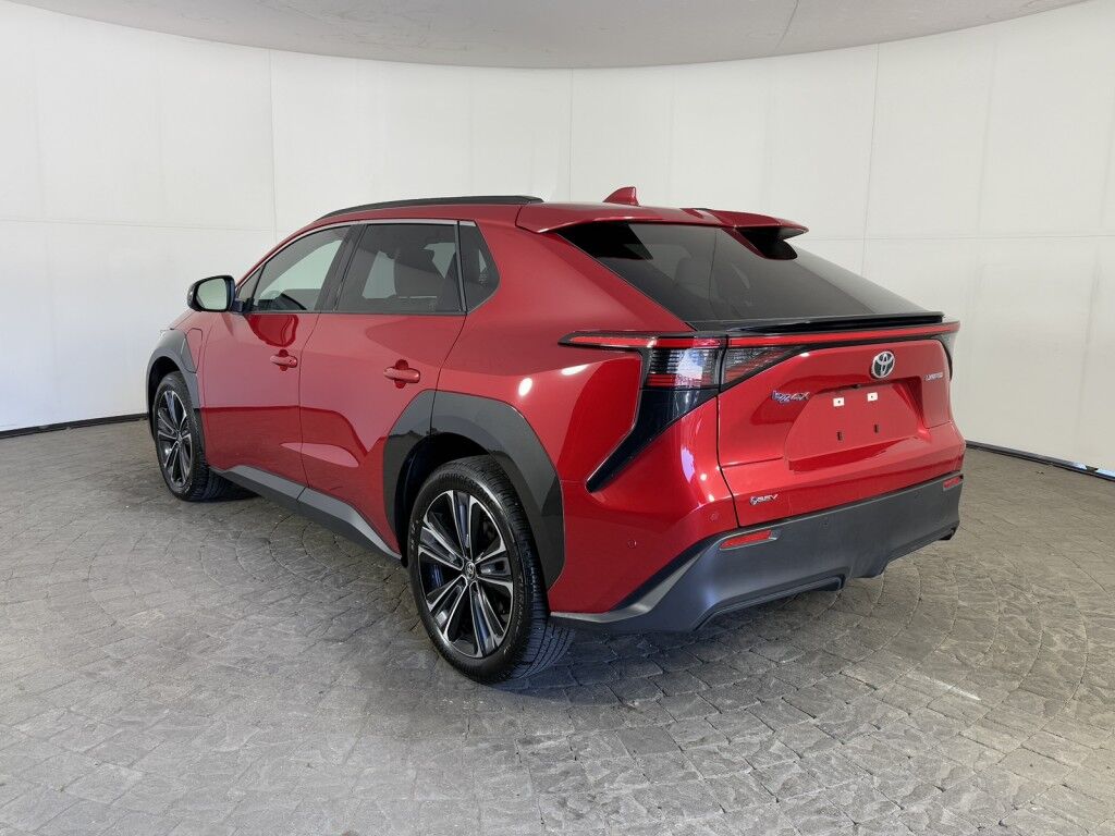 2024 Toyota bZ4X Limited Maumee OH
