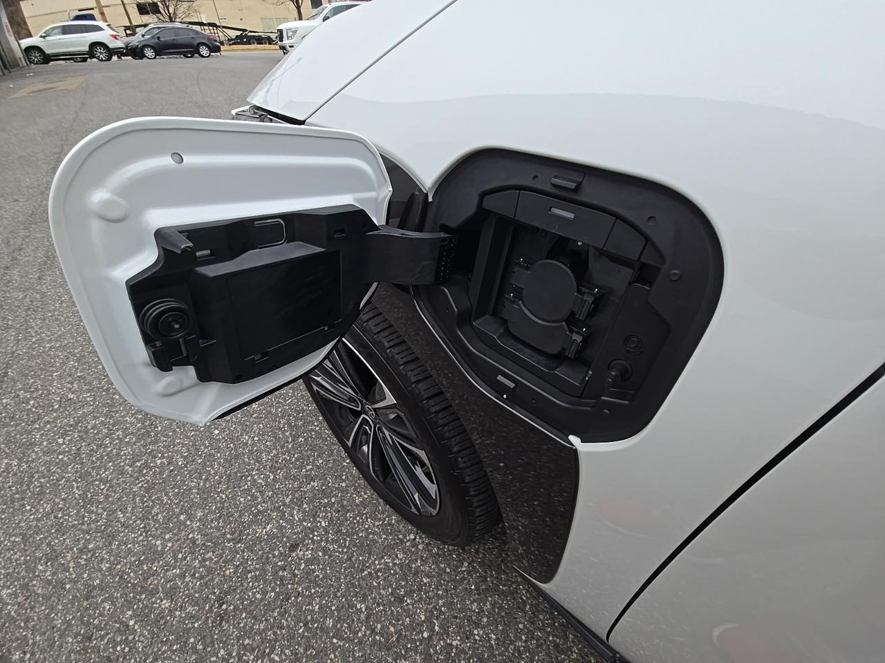 2024 Toyota bZ4X Limited Glen Burnie MD